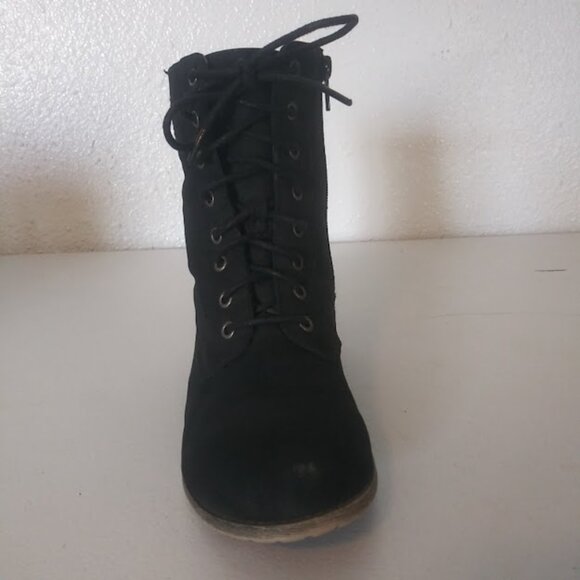 Jellypop women's size 6M black lace up Booties - Picture 2 of 16